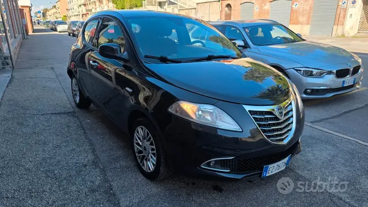 Lancia Ypsilon 2015 photo 3