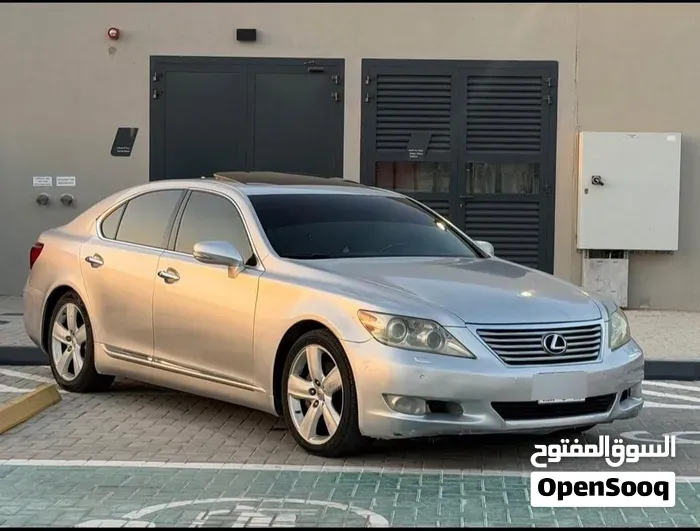 Lexus Ls 460 2010 photo 2