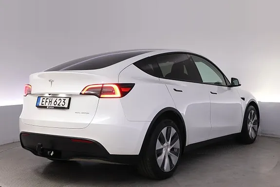 Tesla Model Y 2024 photo 5