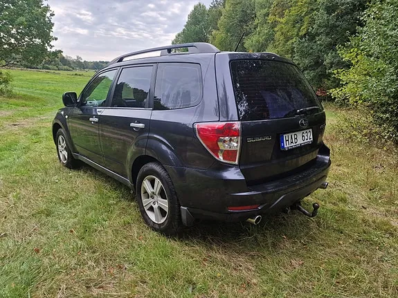 Subaru Forester 2009 photo 4