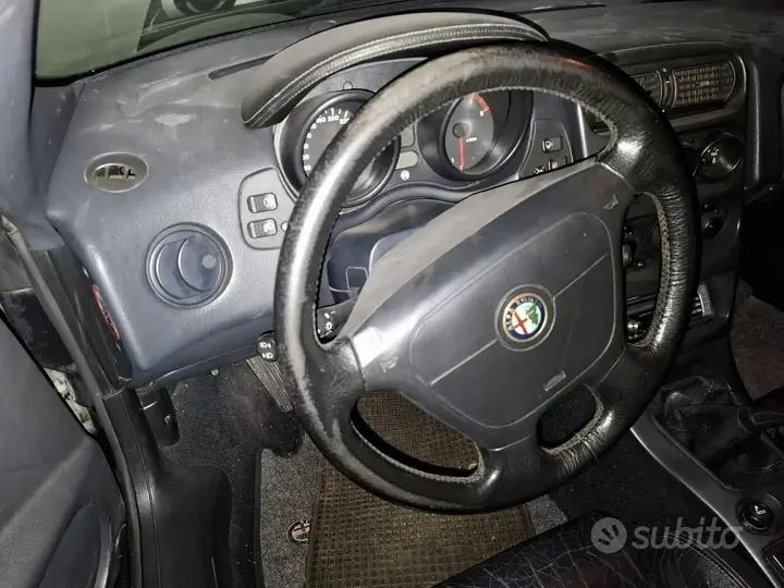 Alfa Romeo Gtv 1996 photo 5