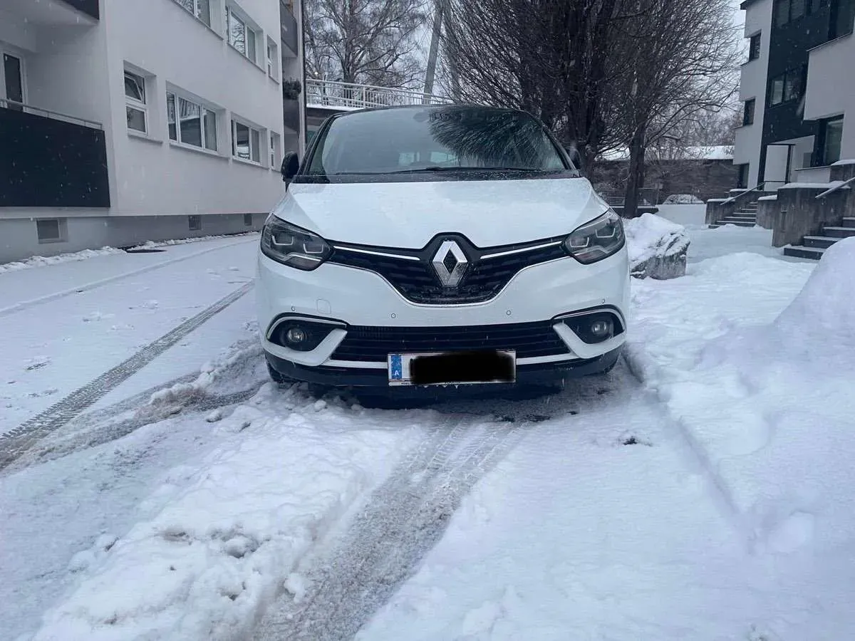 Renault Scenic 2018 photo 2