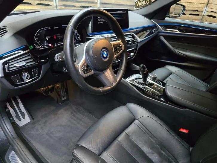 BMW 5-Serie 2023 photo 3