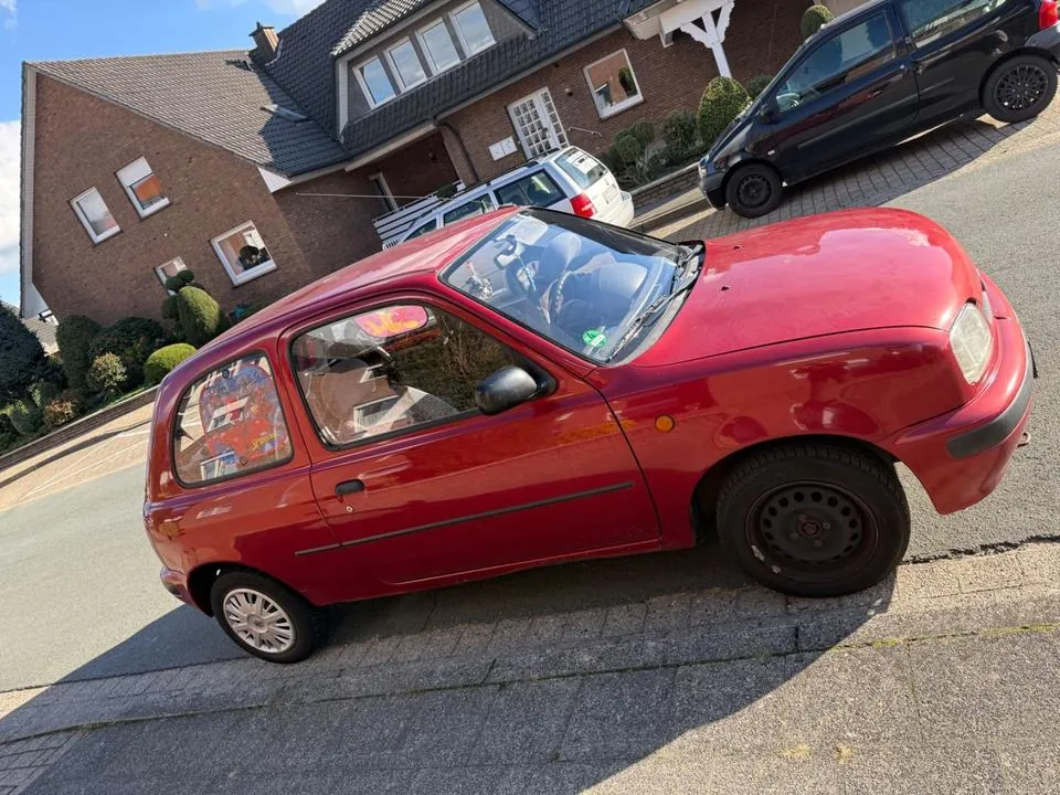 Nissan Micra