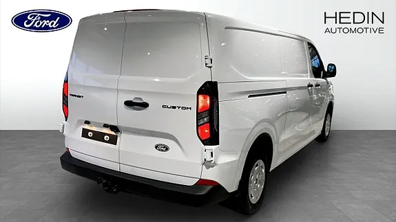 Ford Custom 2026 photo 2