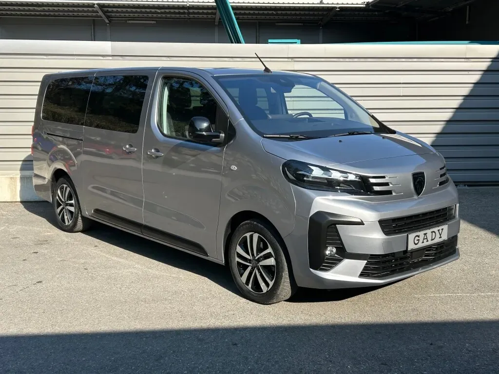 Peugeot Traveller 2024 photo 3