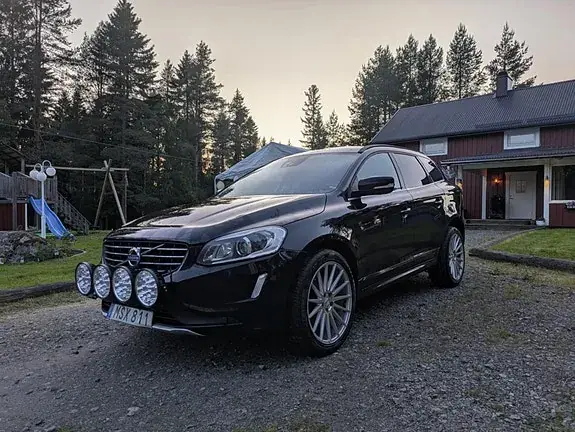 Volvo Xc60 2016 photo 2
