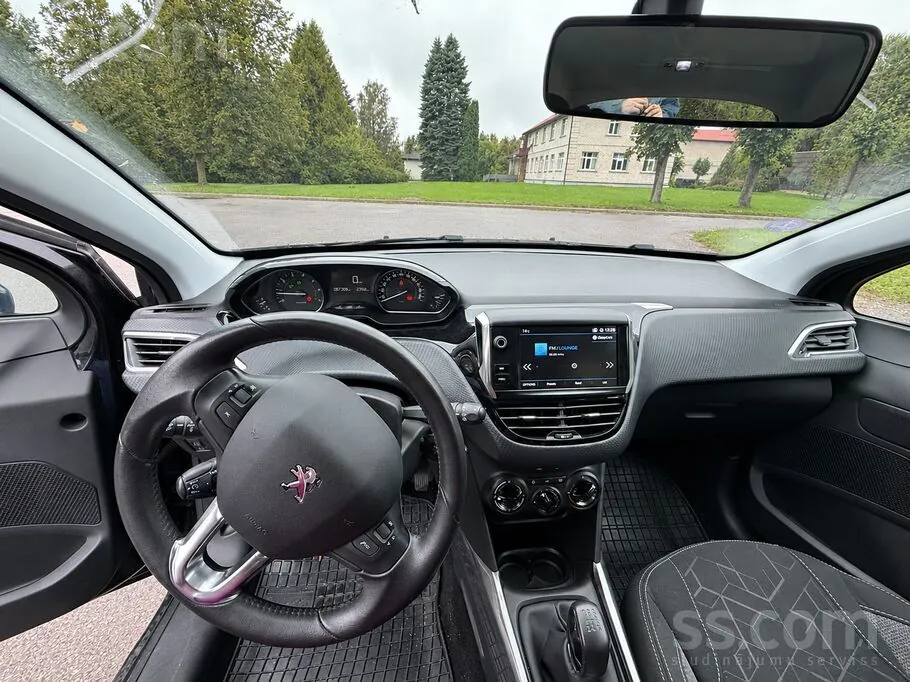 Peugeot 2008 2019 photo 5