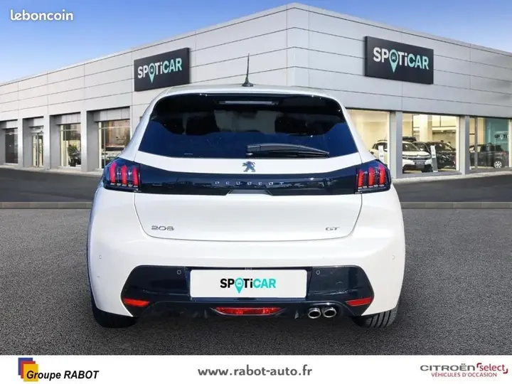 Peugeot 208 2022 photo 5