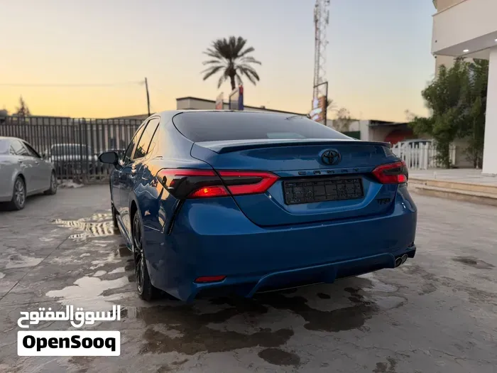 Toyota Camry 2018 photo 3