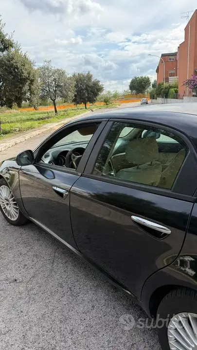 Alfa Romeo 159 2006 photo 3