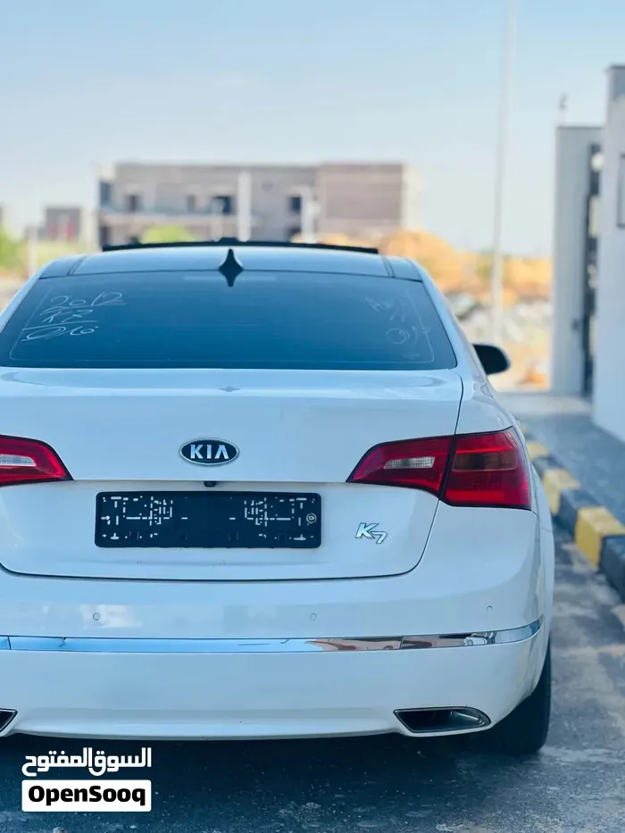 Kia Cadenza 2012 photo 4