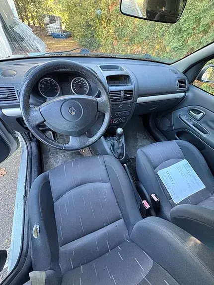 Renault Clio 2005 photo 5