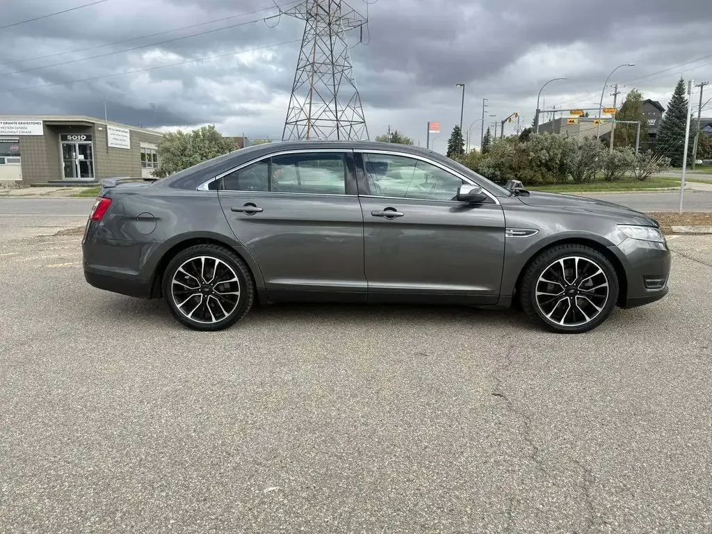 Ford Taurus 2019 photo 4
