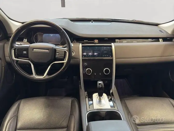 Land Rover Discovery Sport 2022 photo 4
