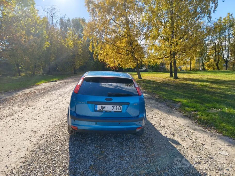 Ford Focus 2006 photo 2