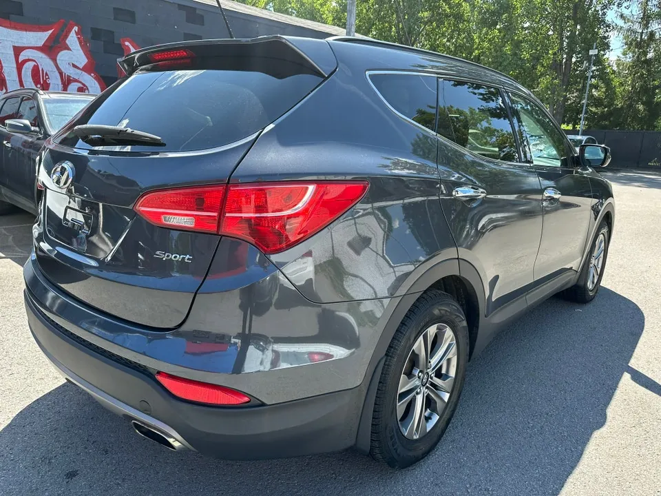 Hyundai Santa Fe 2016 photo 2