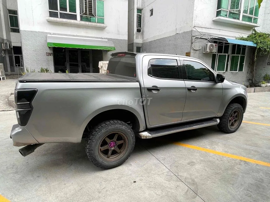 Isuzu Dmax 2022 photo 3