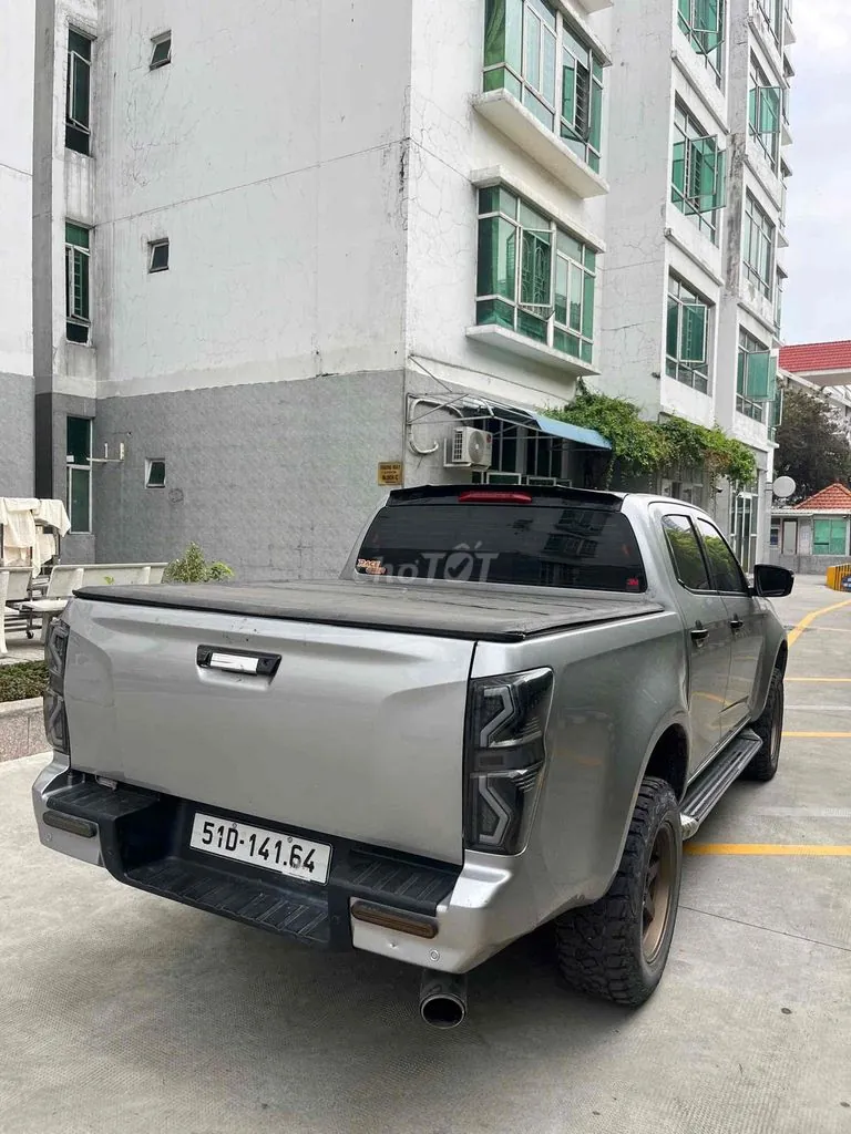 Isuzu Dmax 2022 photo 4