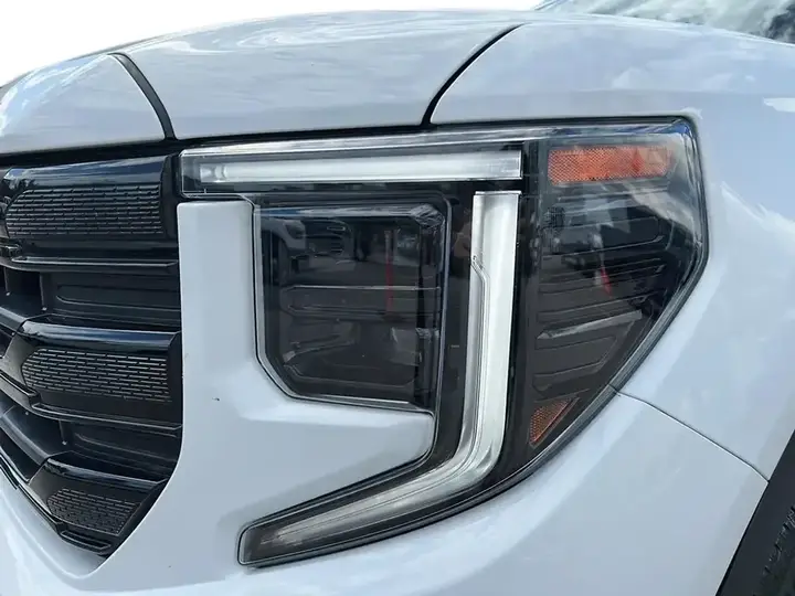GMC Sierra 1500 2024 photo 3