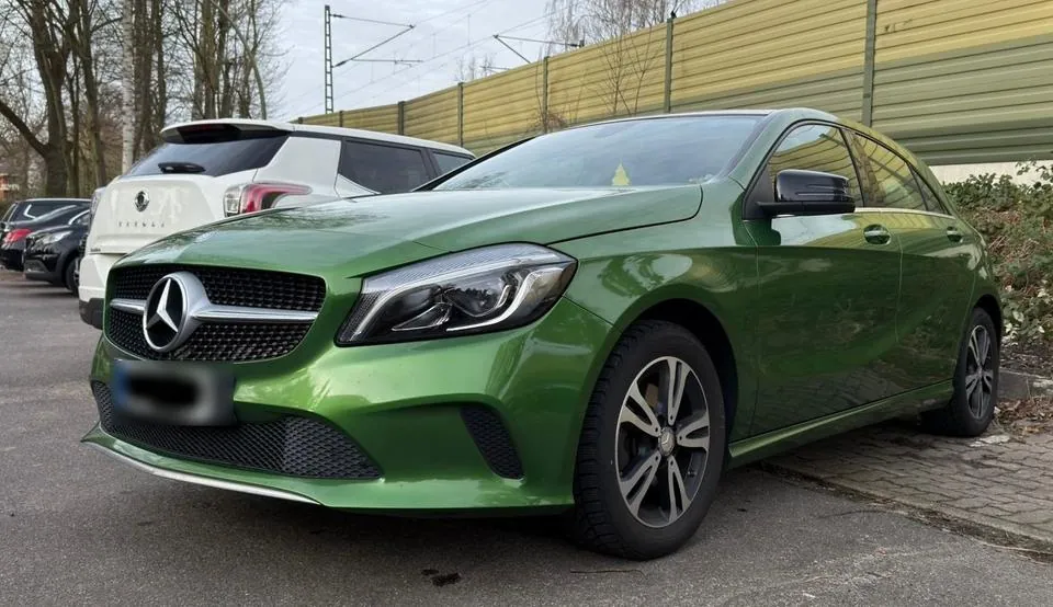 Mercedes-Benz A 180