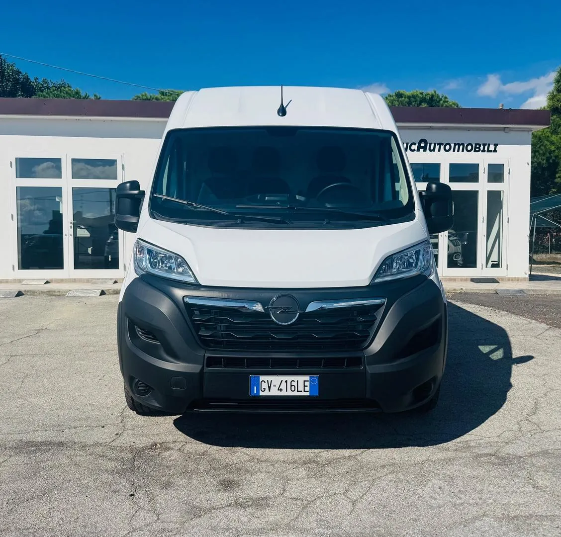 Opel Movano 2024 photo 2