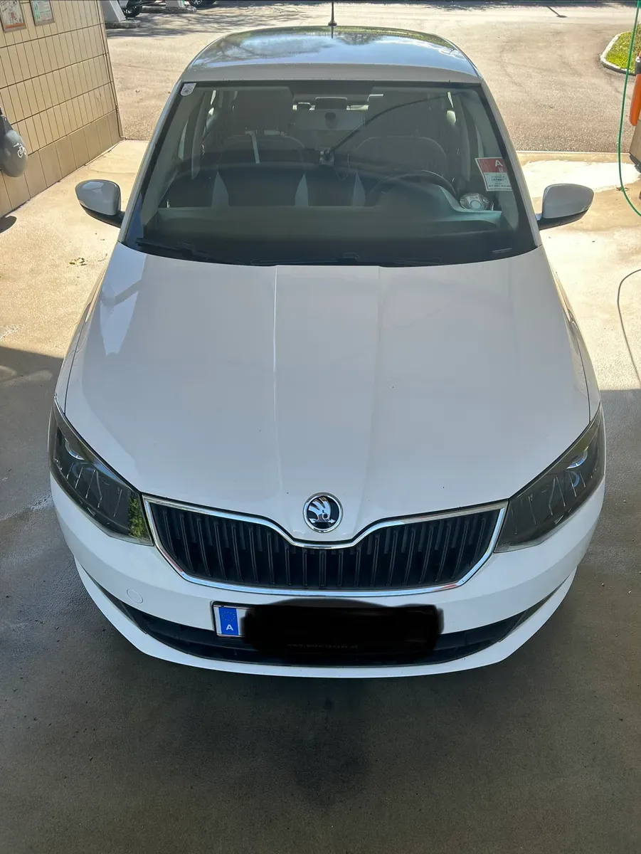 Skoda Fabia 2018 photo 2