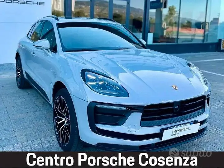 Porsche Macan 2023 photo 3