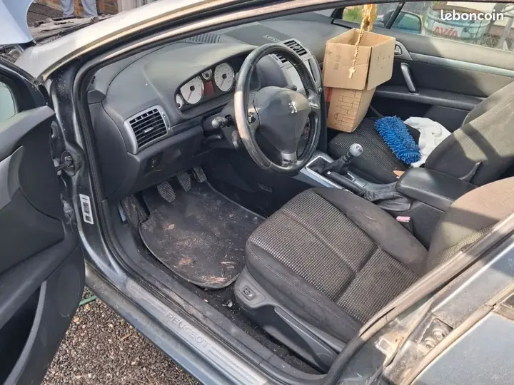 Peugeot 407 2005 photo 3