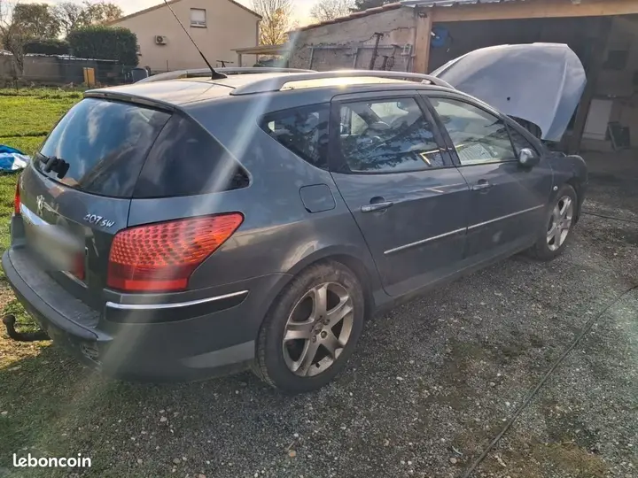 Peugeot 407