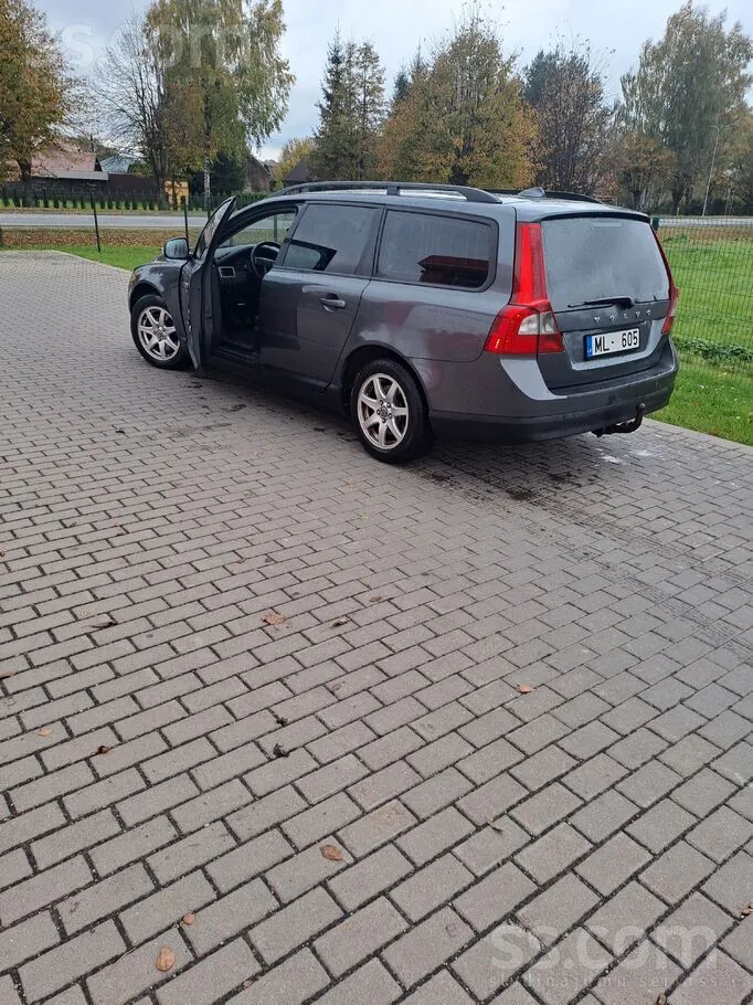 Volvo V70 2008 photo 4