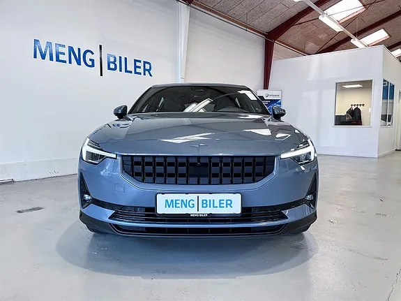 Polestar 2 2023 photo 2