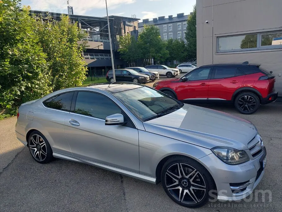 Mercedes-Benz C350