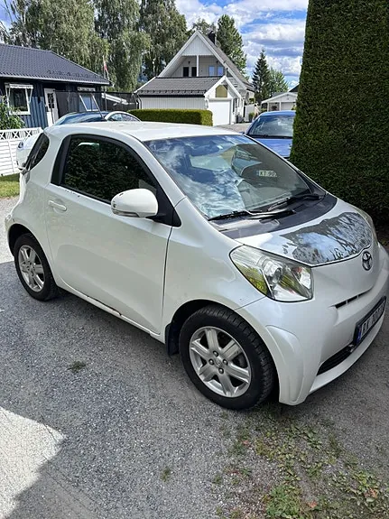 Toyota Iq 2009 photo 3