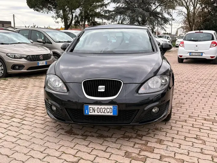 Seat Leon 2012 photo 3