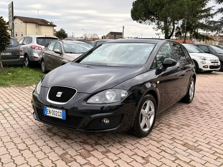 Seat Leon 2012 photo 2