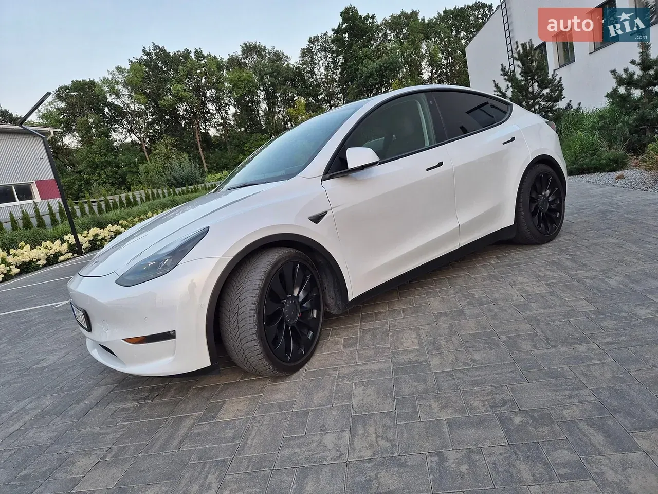 Tesla Model Y 2022 photo 4