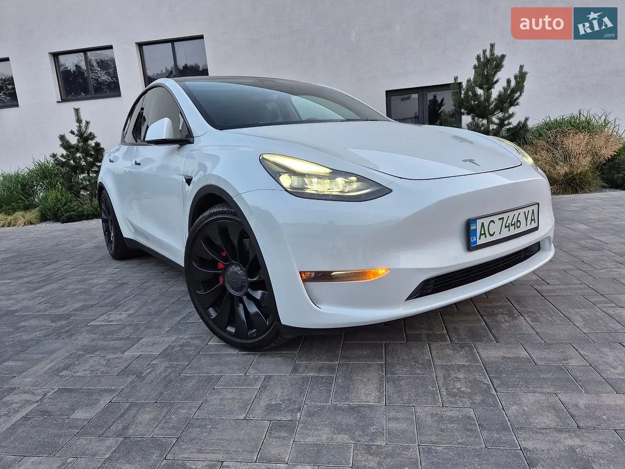 Tesla Model Y 2022 photo 5