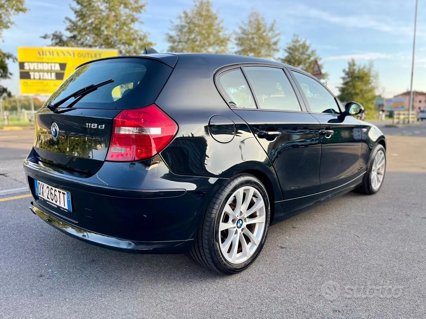 BMW 118D 2009 photo 4