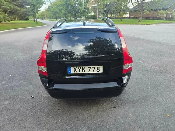 Volvo V50 2007 photo 2
