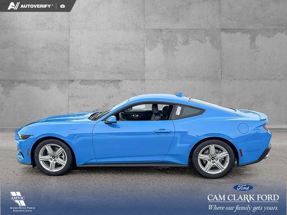 Ford Mustang 2026 photo 3