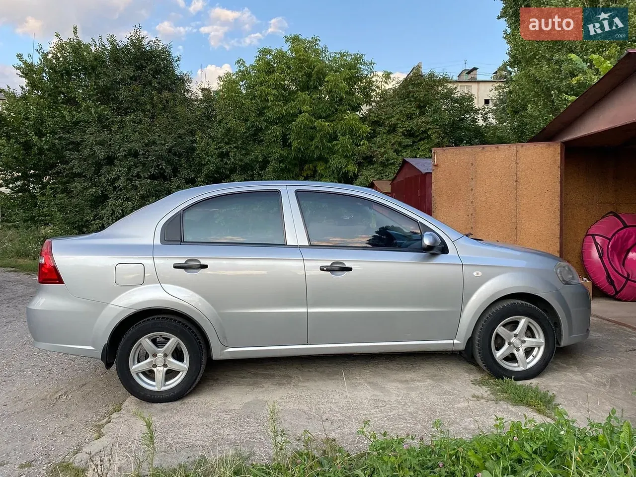 Chevrolet Aveo 2010 photo 4