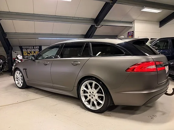 Jaguar Xf 2013 photo 3