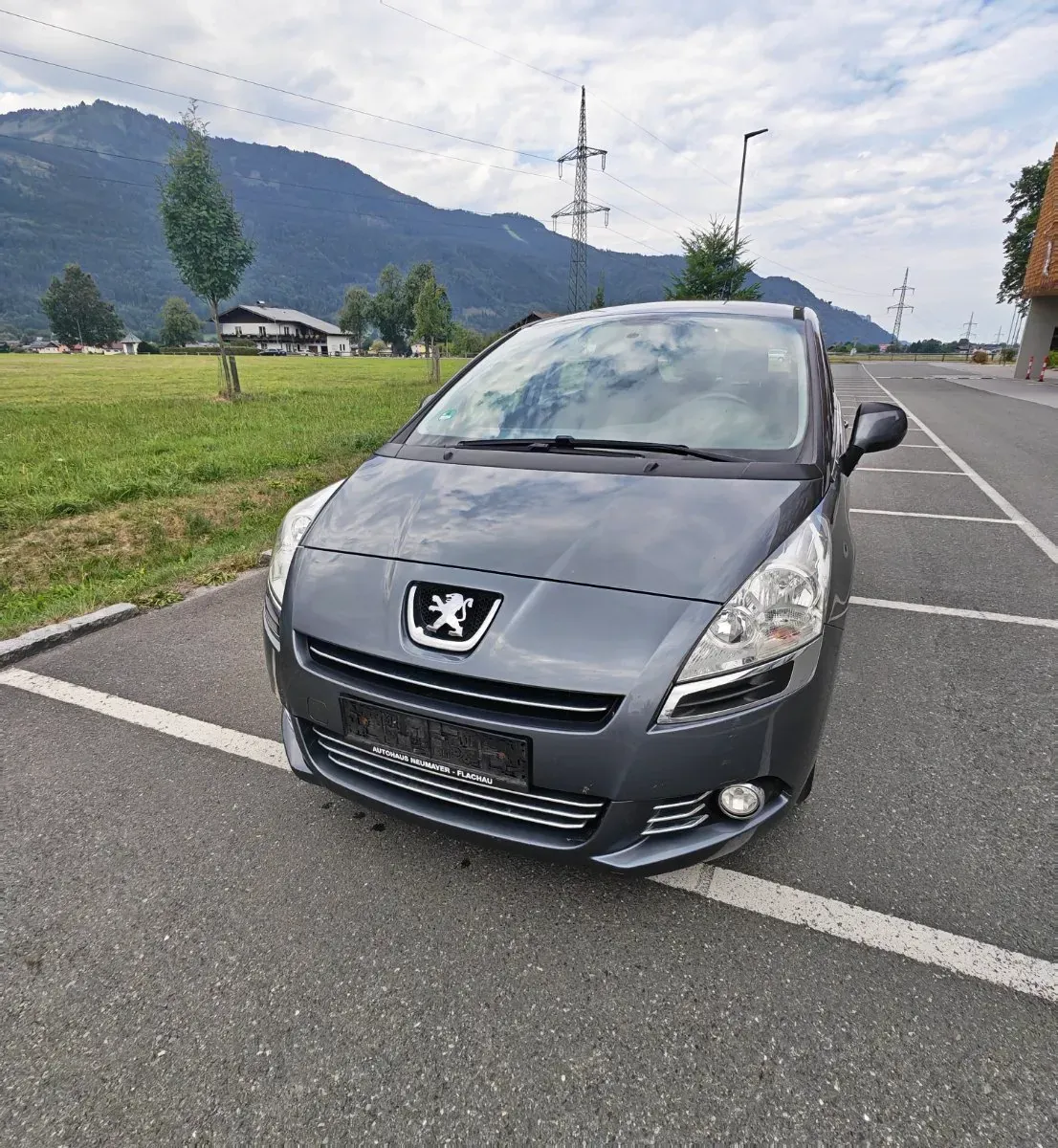 Peugeot 5008