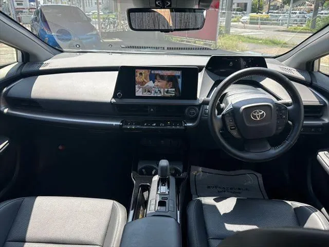Toyota Prius 2023 photo 3