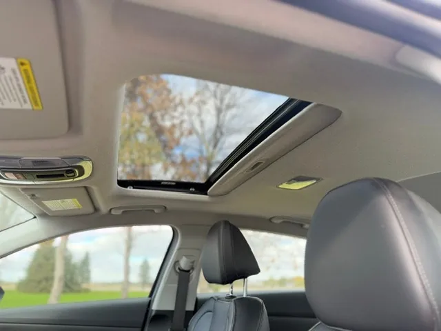 Hyundai Elantra 2024 photo 5