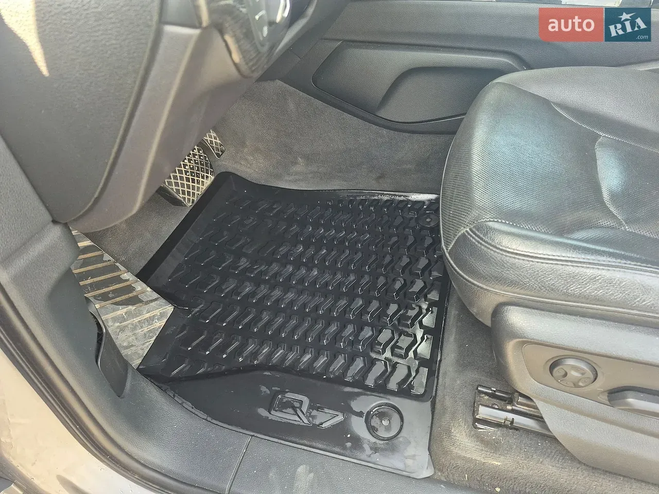 Audi Q7 2016 photo 4