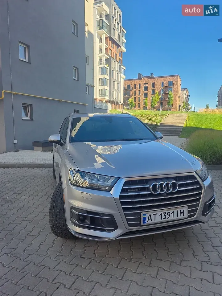 Audi Q7