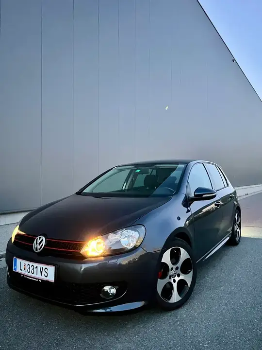 Volkswagen Golf 6 2011 photo 3