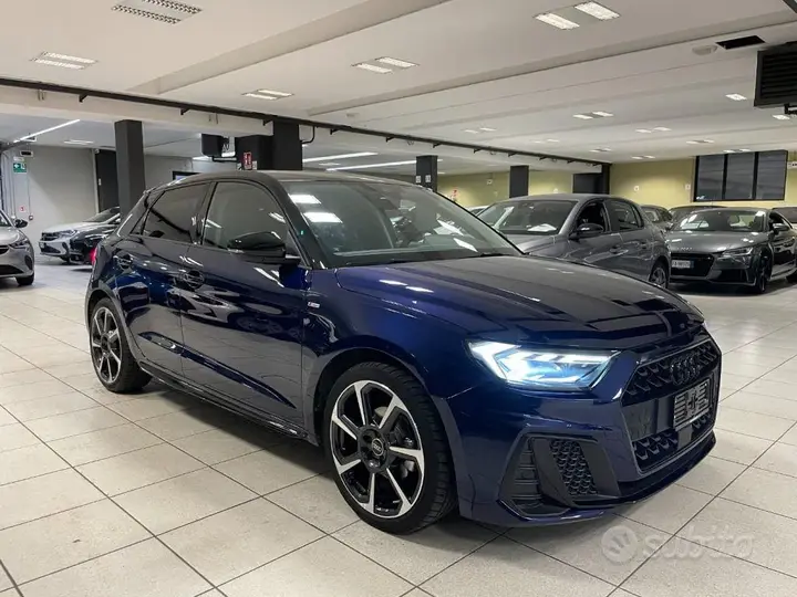 Audi A1 2025 photo 3